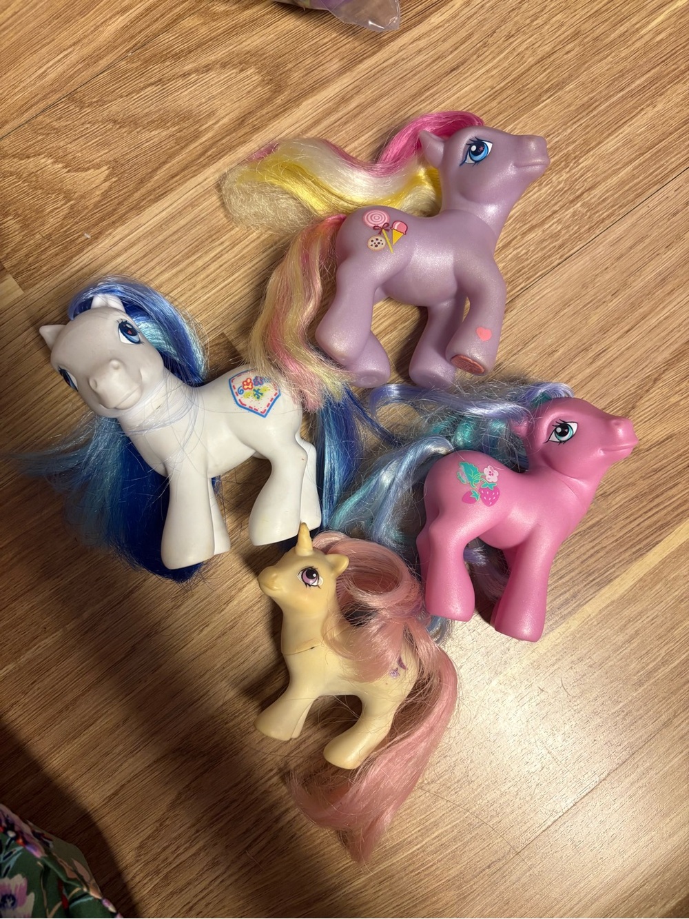 My Little Pony Pink, Purple, White & Yellow Rainbow Mane Toy Bundle